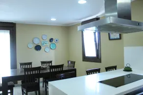 Exclusive and central home - Image 5
