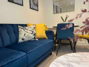 Cosy Town Centre Flat w/Parking-Long Stay Discount - Image 4