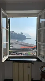 Window overlooking the sea - Image 4