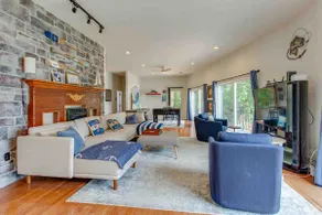 Spacious Lakefront Cottage w/ Private Pier - Image 5