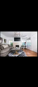 Elegant 3 bedroom residential home with free parking on premises. - Image 2