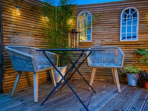 Castle View by Peake's Retreats - Image 3