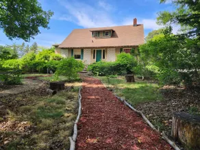 A Magical Garden Guest House - Image 2