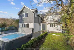 Beautiful House Cornwall with hot tub & acre of garden - Image 2