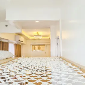 2Br Comfy Japandi Condo with Hammock Bed near LRT - Image 4