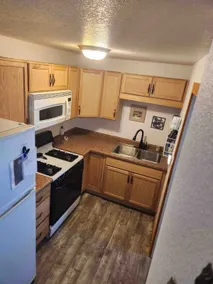 Butcher's Pantry Bungalow. - Image 5