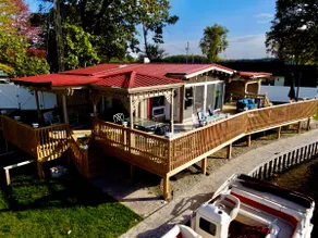 The Laid Back Lake Shack on Jimmerson - Image 3