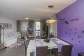Luxury Lakefront Maisonette - Image 2