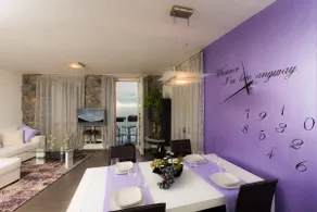Luxury Lakefront Maisonette - Image 4