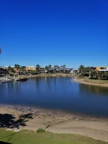 Mooloolaba Rest #waterfront #kiss #central - Image 2