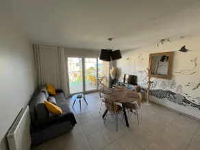 3-star Sea View Apartment with Bike - Image 4