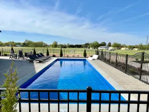 The Hidden Gem•Heated pool•Pickleball Court - Image 2