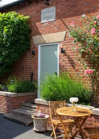 Stylish self contained home close to Alton Towers - Image 3