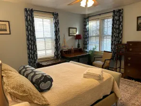 Apartment in Historic Old Town Alexandria , VA. - Image 5