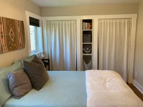Craftsman Guesthouse: 1BR w/Full Kitchen & Laundry - Image 3