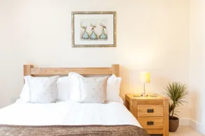 Camstay Longworth Avenue - Image 3