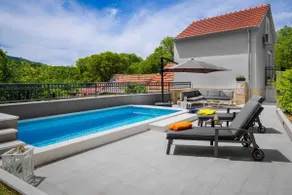 Mysigt hus Mia, med uppvärmd pool, jacuzzi i pool och grill ... - Image 5