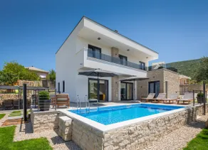 Beautiful Villa La Familia - Image 3