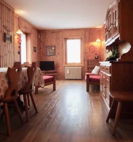2-bedroom apartment, sleeps 5, Sappada Center - Image 5