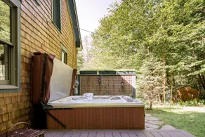 Adorable Stowe Cabin w/ Hot Tub, River, Wood Stove - Image 3