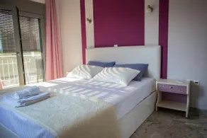 Athena House - Image 5