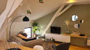 Le petit Boudoir In the heart of downtown Souillac, on Place de la Halle and its market - Image 5