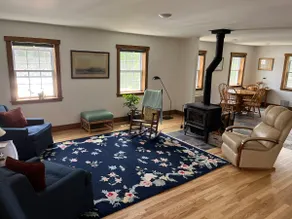 Spacious 1 Bedroom Studio Apt. on VT Hillside Farm - Image 3