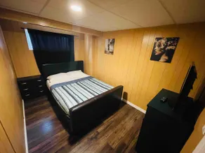One-Bedroom Basement Suite with Free Parking - Image 3