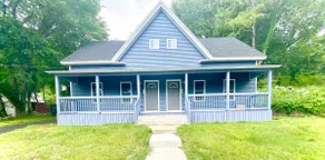 Updated 3 Bedroom Townhouse Near Center of Holden - Image 3