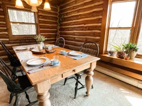 Log Cabin at Cliff Lake: Family Friendly Getaway - Image 5
