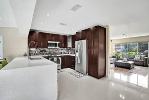 Casa Lani 🌅 Charming Stylish Modern Fort Lauderdale Suburban Home - HEATED Pool - Image 4