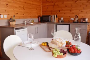 The Lazy Lodge - Image 3