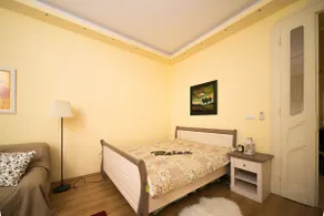 Rox Central Apartments 2 - Image 5