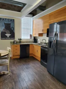 Chic Boutique Loft – Private & Convenient! - Image 5