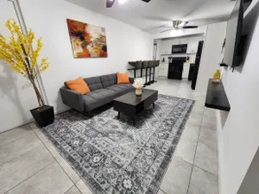 Charming College pk Duplex @Lake Fairview Sleeps 8 - Image 2