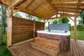Bergerie SPA pool near ocean - Image 4