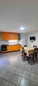 Lovely apartment, parking on the property - Image 3
