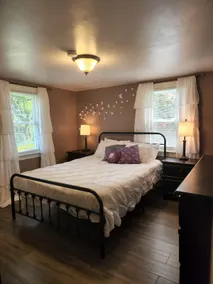 Grandmamas Cottage - Convenient location minutes from Blue Ridge Parkway, Biltmore, Shopping, and more! - Image 3