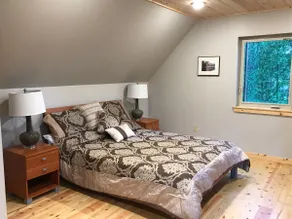 Easy Street Bear Cabin - Image 2