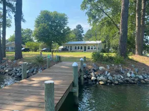 Severnly Pointe Cottage Waterfront Retreat - Image 2