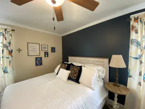 Private Downtown Cottage Family Friendly Retreat - Image 2