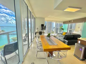 Icon Brickell (W) | Huge Luxury Condo - Image 5