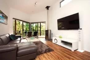 Palm Chalet on the Blackwood Adults only Retreat - Image 2