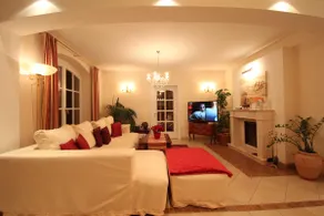 Villa Wellness Homes - Image 3