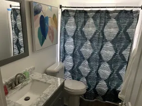 Lovely One Bedroom Apartment - Image 5