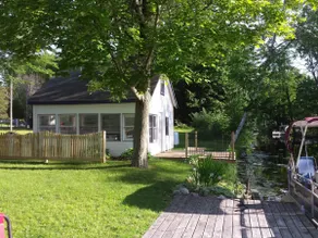 Adorable chalet de vacances Townline Lake: Paradise! Nage en bateau, kayak, poisson, peinture - Image 4