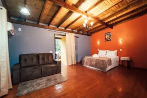 Bungalow with Breakfast - Image 5