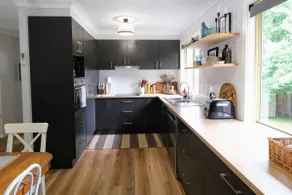 Wine Country Cottage in the Southern Highlands - Image 4