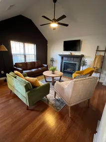 Perfect Golden Stay - Image 3