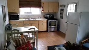 Charming cottage in scenic Lk. Michigan beachtown! - Image 2
